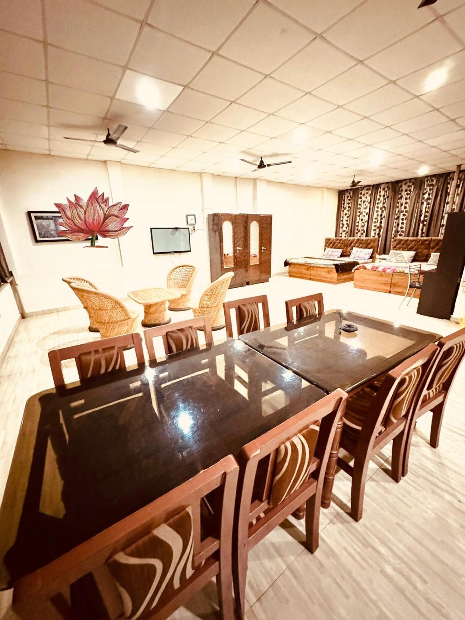Qube House Bnb Rishīkesh Exterior foto