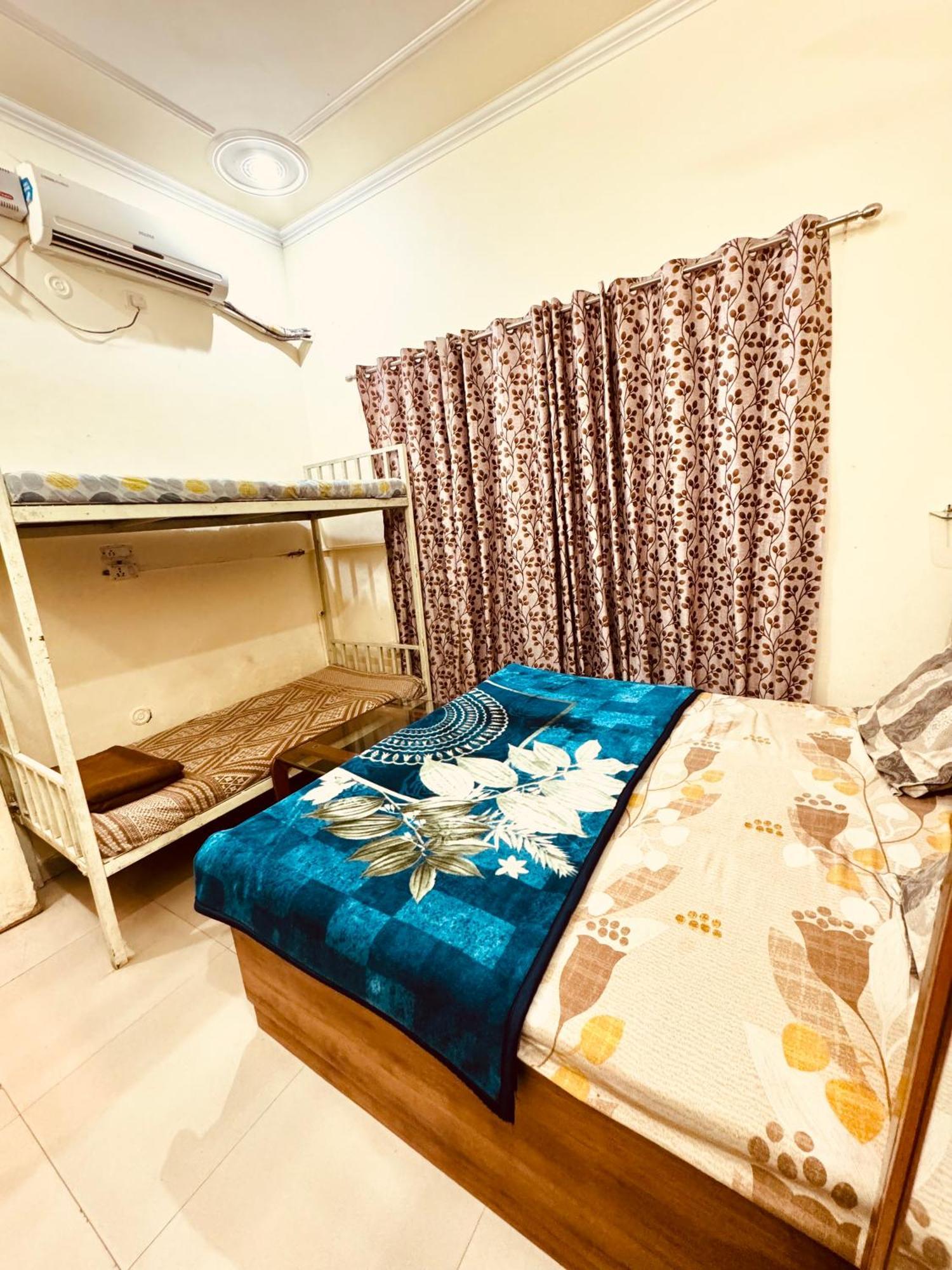 Qube House Bnb Rishīkesh Exterior foto