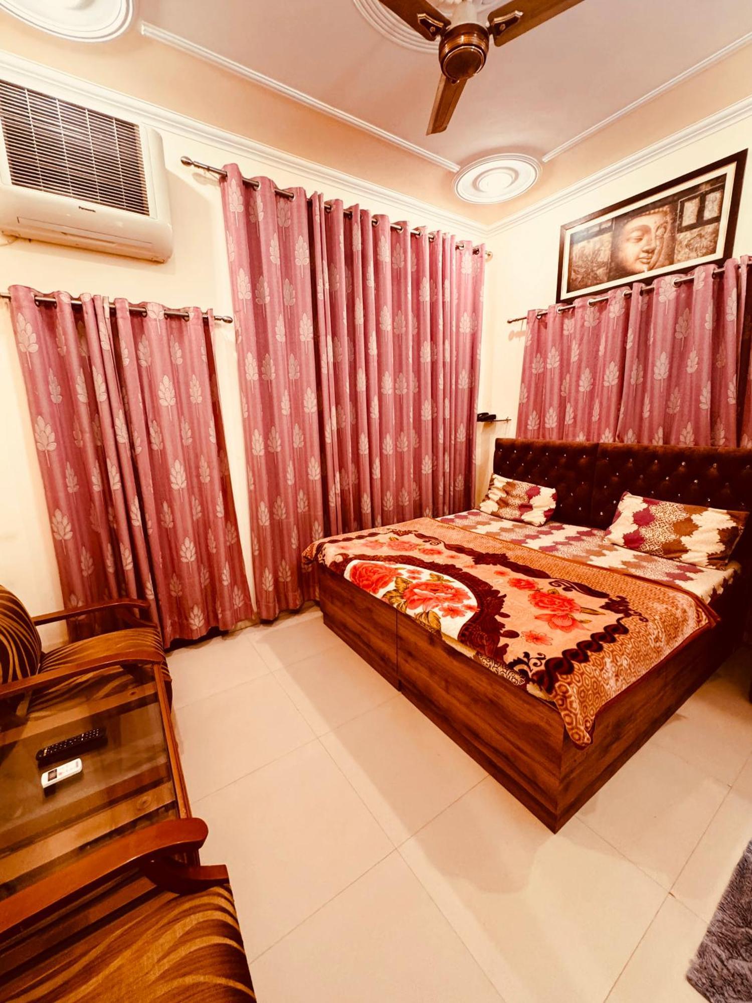 Qube House Bnb Rishīkesh Exterior foto